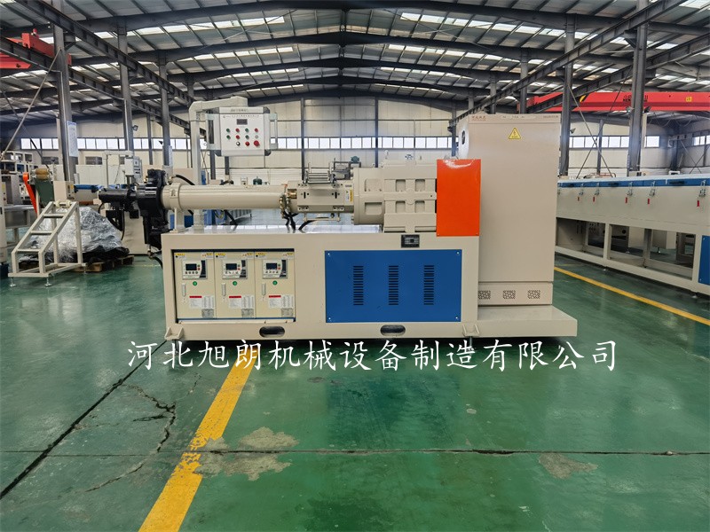 橡胶挤出机介绍