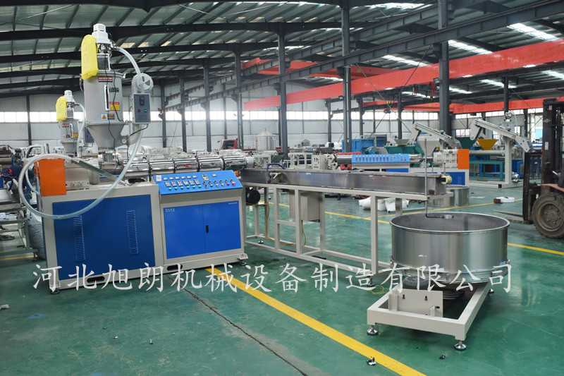 塑料挤出机用途